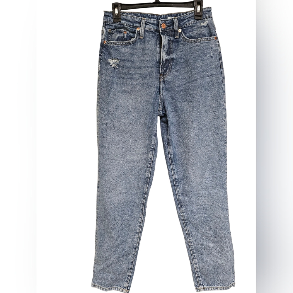 Straight Leg Mom Jeans